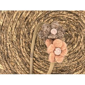 Diadeem wol flower - wollen bloemen - khaki kleur diadeem - bruin