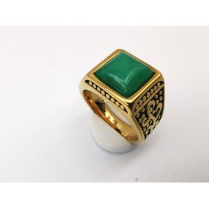 RVS Edelsteen groen Jade goudkleurig Ring. Maat 19. Vierkant ringen met zwarte/goud patronen aan de zijkant. Beschermsteen. geweldige ring zelf te dragen of iemand cadeau te geven.