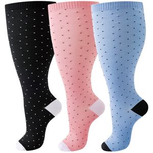 3-pack grote compressiekousen voor mannen en vrouwen, met verbrede kuit- en kniekousen ter bevordering van de bloedsomloop (2XL)
