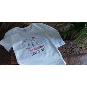 Bedrukte rompertje met de tekst My grandma loves me, Bedrukt rompertjes met olifantjes, Baby rompertje, Rompertje met lange mouw