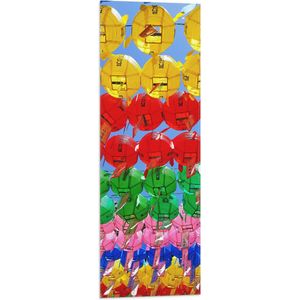 Vlag - Lucht Vol met Gekleurde Chinese Lampionnen - 30x90 cm Foto op Polyester Vlag