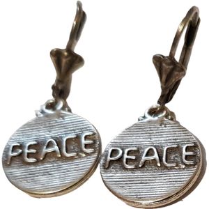 Zeeuws Meisje - Oorbellen Peace = vrede met achterzijde vredesduif, designerskwaliteit verzilverd, met klaphaakjes.