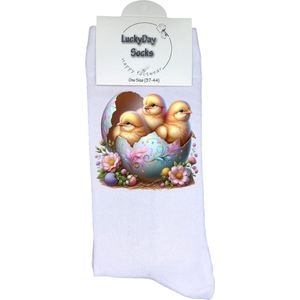 Paasei - Opkikker - Grappige sokken - Valentijn cadeau - Verjaardag cadeau - Sint cadeau - Leuke sokken - Vrolijke sokken - Cadeautje - Grappig cadeau - Kuikens - Geloof - Kerstcadeau - Vaderdag - Moederdag - Socks maken Happy - 37-44