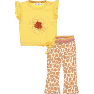 Dirkje - Kledingset(2delig) - Flair broek bruin met print - Shirt geel met kant - Maat 104