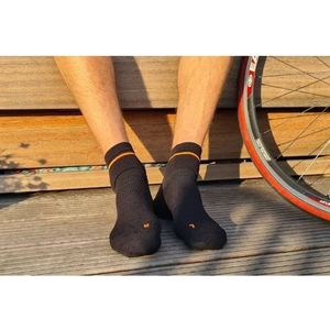 Kuitenbijter Korte Fietssokken Zwart - Compressie fietssokken met print - Unisex - Maat 37-40