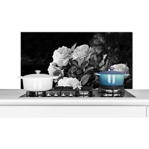 Spatscherm keuken 100x50 cm - Kookplaat achterwand Bloemen - Zwart wit - Natuur - Planten - Rozen - Muurbeschermer - Spatwand fornuis - Hoogwaardig aluminium
