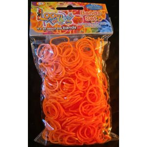 Loombandjes - Neon Oranje - 600 stuks - Loom bandjes - Loom Twister - Loomelastiekjes - Elastiekjes - Inlcusief S-Clips / Haakjes
