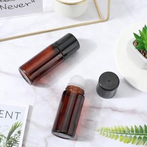 50ml Tawny Glas Rollerfles - 2 Stuks met Zwarte Plastic Deksel - Draagbare Flessen voor EssentiÃ«le Olie en Deodorant