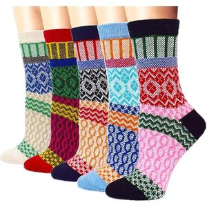 Huissokken - Wintersokken - 5 Paar - Thuissokken - Huissokken Dames en Heren - Verwarmde sokken - Fleece Sokken - Dikke Sokken - Slofsokken - Warme Sokken - Bedsokken - Gevoerde Sokken - Winter Sokken - Cadeautip - Kerst8 woorden, één maat