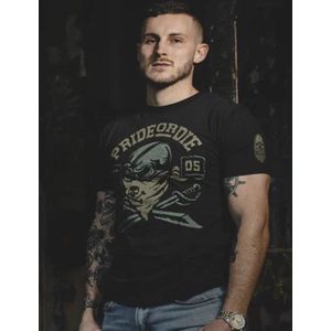 PRiDEorDiE Pirate T Shirt Zwart - S