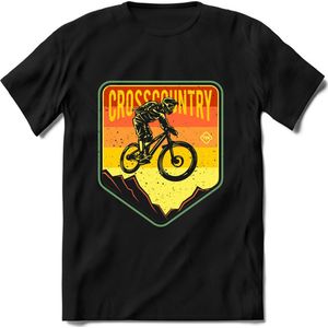 Crosscountry | TSK Studio Mountainbike kleding Sport T-Shirt | Oranje - Geel | Heren / Dames | Perfect MTB Verjaardag Cadeau Shirt Maat 3XL