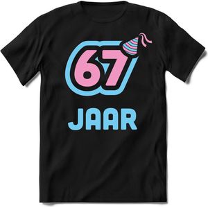 67 Jaar Feest kado T-Shirt Heren / Dames - Perfect Verjaardag Cadeau Shirt - Licht Blauw / Licht Roze - Maat S