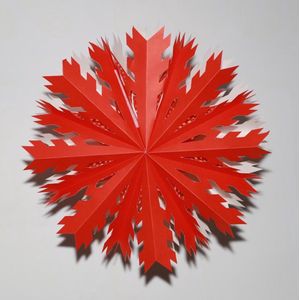 Kerstster nr. 45 - Rode Snowflake (small)  - Sneeuwvlok - Papieren Kerststerren - Kerstdecoratie - Ø 45 cm - zonder verlichtingsset - Kerst