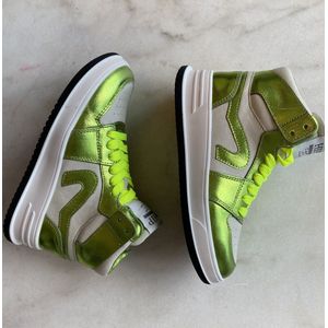 Hip sneaker lime maat 33