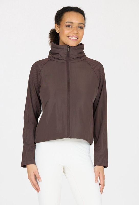 Athlecia Jacke Ayanda