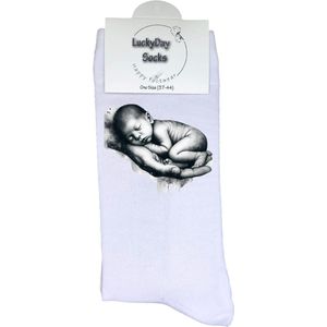 Baby - Opkikkertje - Zwanger - Grappige sokken - Valentijn cadeau - Verjaardag cadeau - Kerst cadeau - Grappige sokken - Leuke sokken - Fantasie - Vrolijke sokken - Zwart wit - Kerst sokken - Vaderdag - Moederdag - Socks maken Happy - 37-44