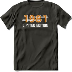 1981 Limited Edition T-Shirt | Goud - Zilver | Grappig Verjaardag en Feest Cadeau Shirt | Dames - Heren - Unisex | Tshirt Kleding Kado | - Donker Grijs - XXL