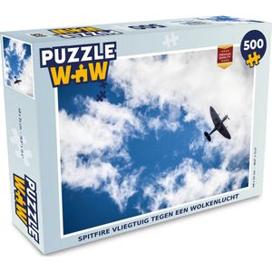 Puzzel Spitfire vliegtuig tegen een wolkenlucht - Legpuzzel - Puzzel 500 stukjes