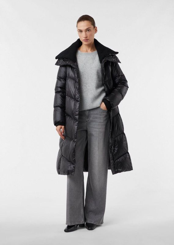 comma Outdoor-Mantel