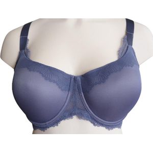 Triumph - Lace spotlight - Bh Maat 85G