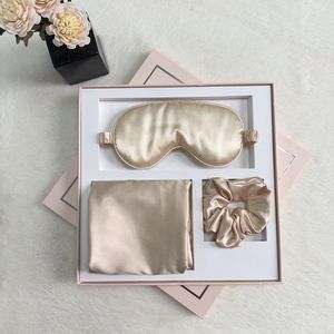 Maxium - Satijnen slaapmasker - Satijnen slaapkussen - Satijnen scrunchie - Beige - Inclusief box - Kussenhoes - Oogmasker - Satin Mask - Anti Rimpel - Anti Pluis - Kussensloop