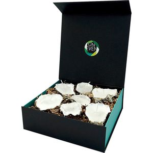 UNEVEN 5 of 7 Oyster candles + 5/7 pearls in luxe L box - oesterkaarsen in gerecyclede schelpen- handgemaakt - bijzonder en uniek lichtpuntje - geur parels (wax) parels