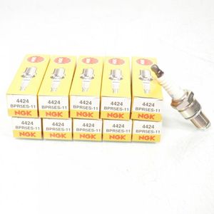 Bougie d'allumage NGK pour Moto Harley Davidson 1340 Road King Classic Injection 1984 à 2000 BPR5ES-11 / 4424 Neuf