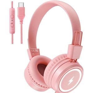 StayPowered Kinderhoofdtelefoon - Veilig en Stijlvol met LED-Verlichting - USB-C Aansluiting - Volumelimiet 85/94 dB - Ingebouwde Microfoon - Opvouwbaar en Lichtgewicht - Zachte Oorkussens - Stereo Geluid - Roze - Levering Sneller dan Aangegeven!