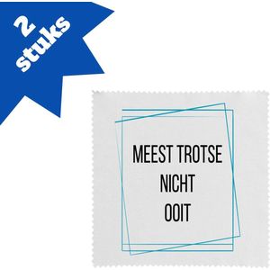 Akyol - meest trotse nicht ooit brillendoekjes - Nicht - trotse nicht - verjaardagscadeau - verjaardag - cadeau - cadeautje voor nicht - nicht artikelen - kado - geschenk - gift - 17,8 bij 17,8 cm - 2 stuks