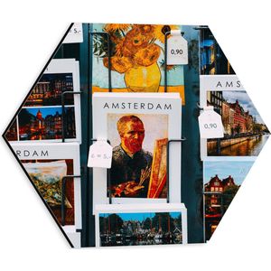 Dibond Hexagon - Amsterdamse Ansichtkaarten in het Rek - 30x26.1 cm Foto op Hexagon (Met Ophangsysteem)
