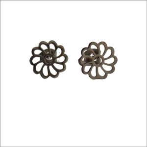 Aramat jewels ® - Zweerknopjes bloem oorbellen 10mm chirurgisch staal zilverkleurig