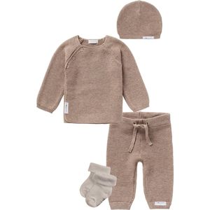 Noppies - Kledingset - 4delig - Broek Grover - Trui Pino - 1 paar sokjes - mutsje - Taupe - Maat 62