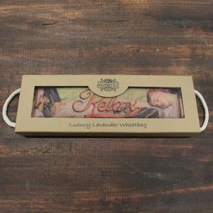 Luxe Lavendel Tarwezak in Geschenkdoos - Kersenpitkussen - Warmtekussen - Nekkussen - Relax Print
