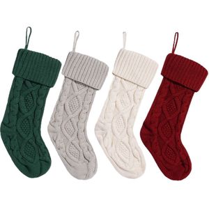 Kerst sokken set van 4 stuks - Mix van wijnrood, ivoor en groen - Gebreide design voor gezelligheid - Perfecte gezinsdecoratie - Universele maat - 4-delige set