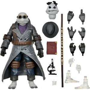 Universal Monsters x Teenage Mutant Ninja Turtles - Ultimate Action Figure Donatello as The Invisible Man 18 cm