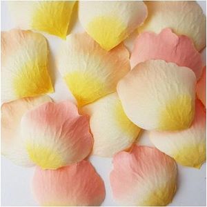 5 Luxe stoffen rozenblaadjes zalm oranje geel - zalm oranje - EK - voetbal - rozenblaadjes