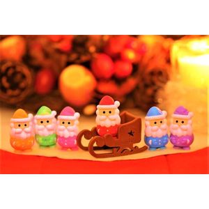 IWAKO kerstman in de kleur BLAUW/ORANJE/ROOD/ROZE/PAARS/GROEN of een SLEIGH in BRUIN GOM Eco-vriendelijke puzzel gum, perfect voor kerstcadeau