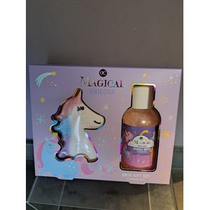 magical unicorn - bath gift set - aardbei - bruisbal - badschuim - leuk geschenk kinderen