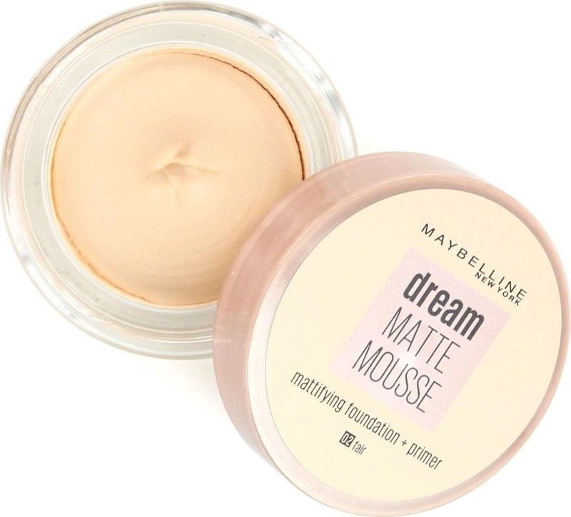 Maybelline - Dream Matte Mousse - Foundation + Primer - 02 Fair - Luchtig