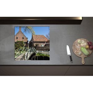 Inductieplaat Beschermer - Bruggetje voor Nederlandse Huizen - 57x55 cm - 2 mm Dik - Inductie Beschermer - Bescherming Inductiekookplaat - Kookplaat Beschermer van Zwart Vinyl