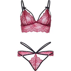 Strappy bralette and g-string