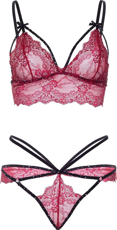 Strappy bralette and g-string