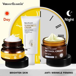 VIBRANT GLAMOUR  Dag - Nacht en Zonnebrand Crème - Dag Crème - Nacht Crème - Vitamine C - Zonnebrand Crème - Retinol - Set totaal - 3 in 1