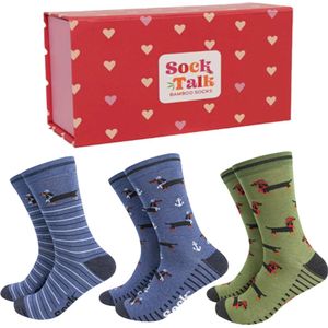 Teckel - giftbox met 3 paar teckelsokken - giftbox hartjes - teckelprint - mannensokken - sokken met teckels - 3 paar sokken - groen - blauw - maat 40/46 - teckel sokken
