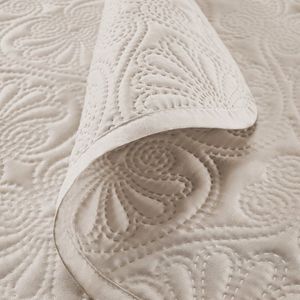 ROOM99 - Leila - Sprei - Crème - 240 x 260 cm - Gewatteerde Stijl