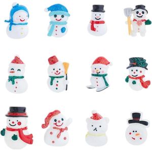 36 stuks 12 stijlen mini kerstversiering van kunsthars mini sneeuwpopfiguren kerstdecoratie cabochons van ondoorzichtig kunsthars voor kerstknutselen micro landschapstuin