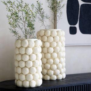 Light - Living Vaas Sea Urchin - Keramiek - Creme - 19 x 33 x 19 cm (BxHxD)