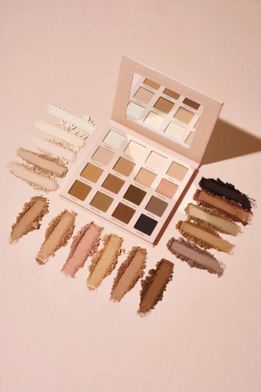 SOSU Cosmetics - All Matte Everything - Oogschaduw Palette - 16x2 g