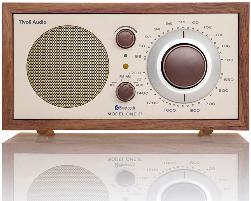 Tivoli Audio - Model One BT - FM/AM Radio - Beige/Walnoot