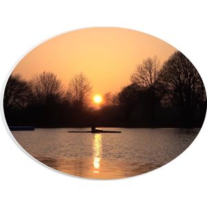 PVC Schuimplaat Ovaal - Roeier in Kano over de Rivieren tijdens Zonsondergang - 28x21 cm Foto op Ovaal (Met Ophangsysteem)